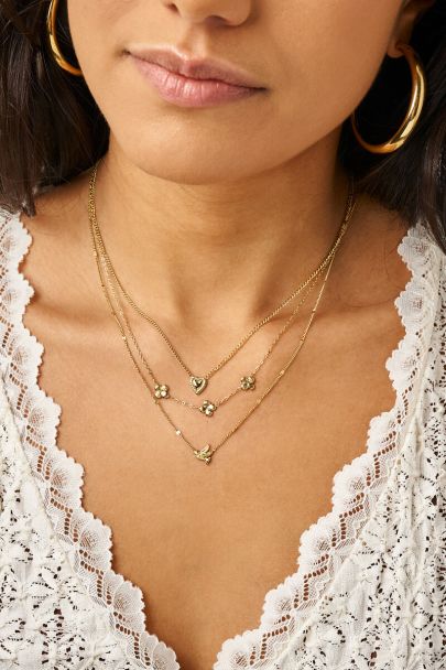 Botanical necklace with heart