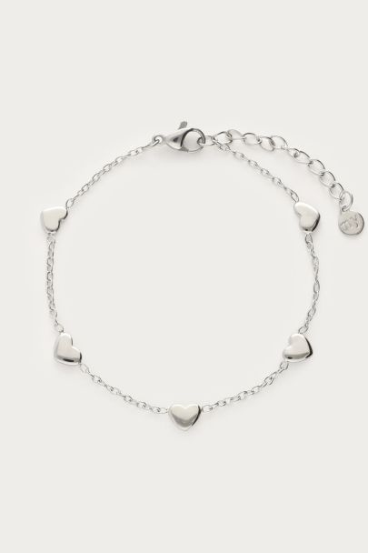 Armband met hartjes