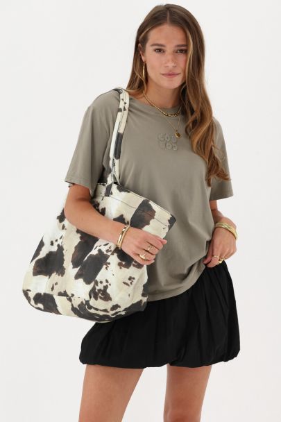 Bruine shopper met koeienprint