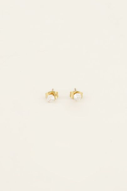 Classic studs with a clear rhinestone