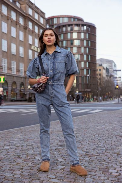 Lichtblauwe denim jumpsuit