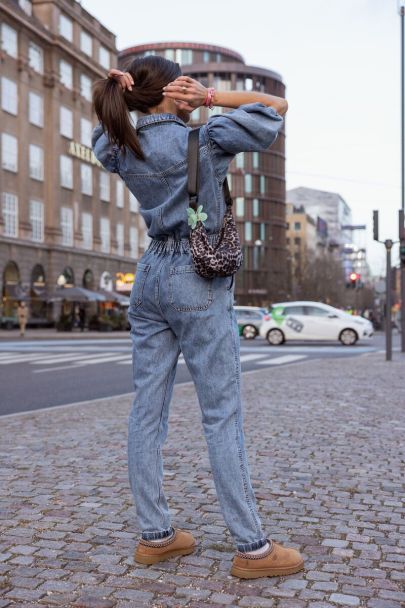 Lichtblauwe denim jumpsuit