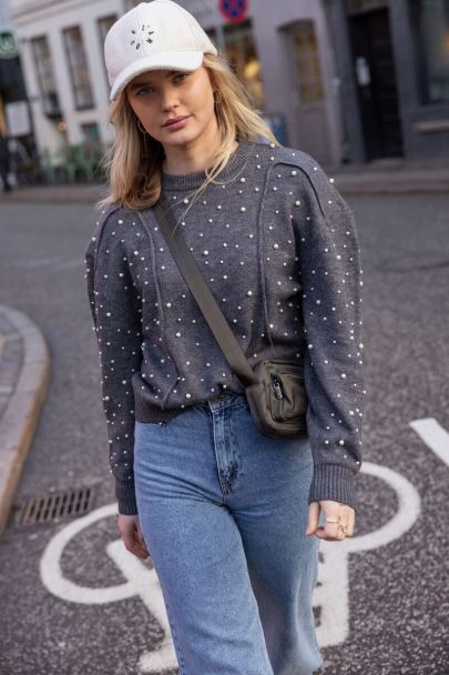 Dark grey sweater with pearls