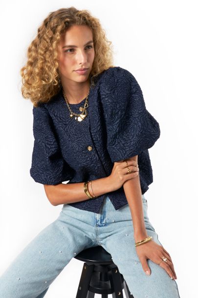 Donkerblauwe jacquard top met rozen