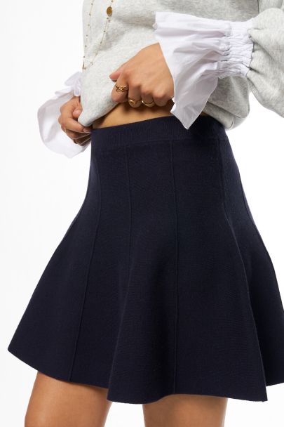 Dark blue knitted skirt