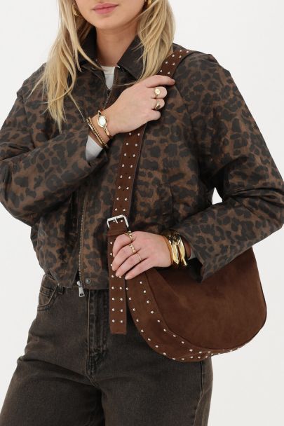 Donkerbruine crossbody tas in suède look met studs