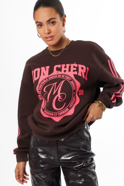 Donkerbruine sweater "Mon Cheri"