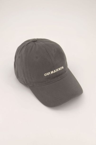 Donkergrijze pet "Oui mais non"