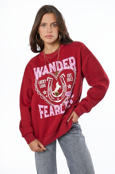 Sweat rouge foncé "Wander Fearless" 