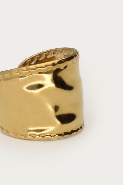 Ear Cuff "geh&auml;mmert"