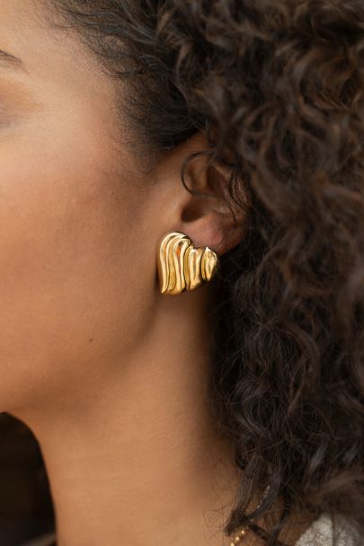 Earrings wavy striped heart