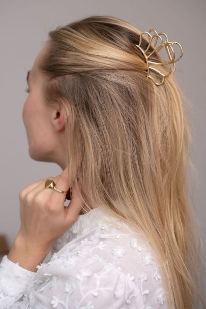 Gouden schelp haarclip