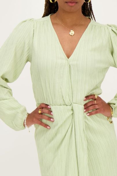 Groene crinkle midi jurk met overslag 