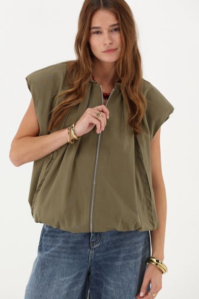 Groen gilet in ballon look