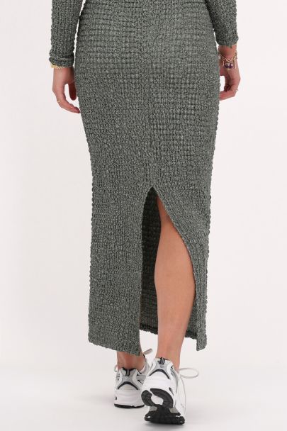 Robe longue verte avec structure et fente