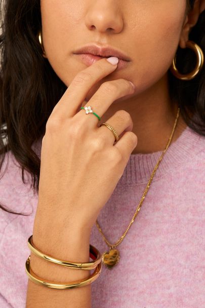 Bague minimaliste verte &agrave; tr&egrave;fle en strass 