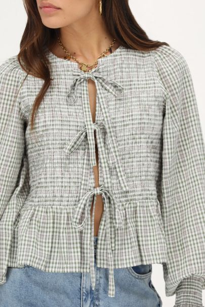 Groen gesmokte blouse met ruitjes & strikjes