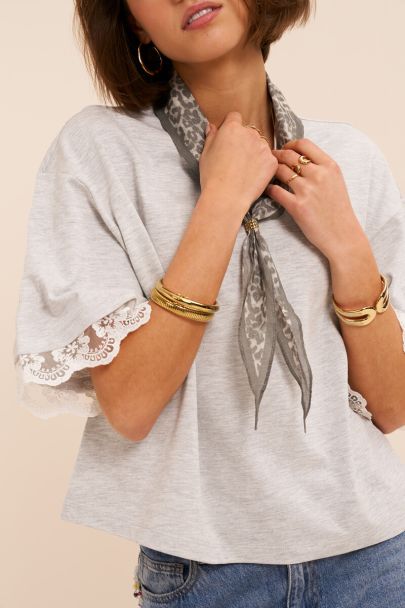 Grey boxy T-shirt with lace sleeves