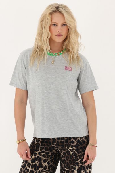 Graues T-shirt "Rue des rosiers"