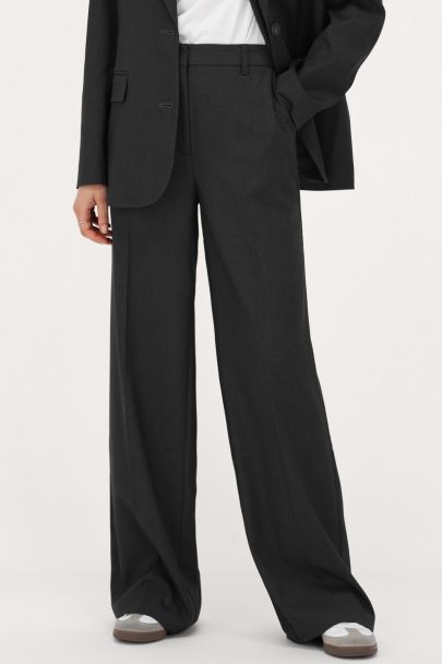 Grey wide leg trousers with side pockets
