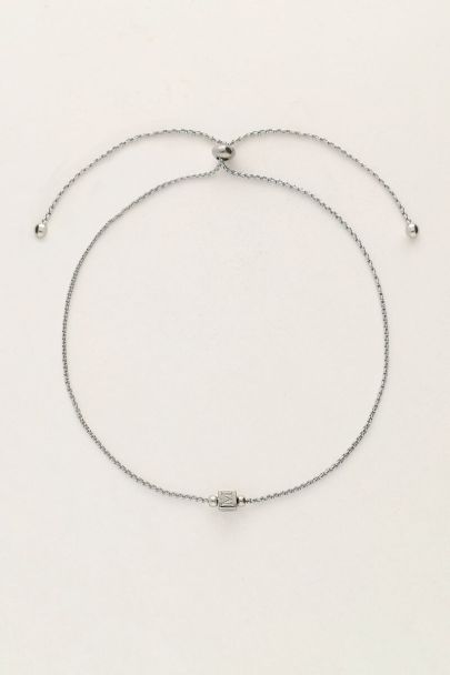 Minimalist bracelet with cube initial