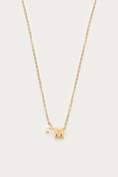 Collier initiale avec perle d'eau douce