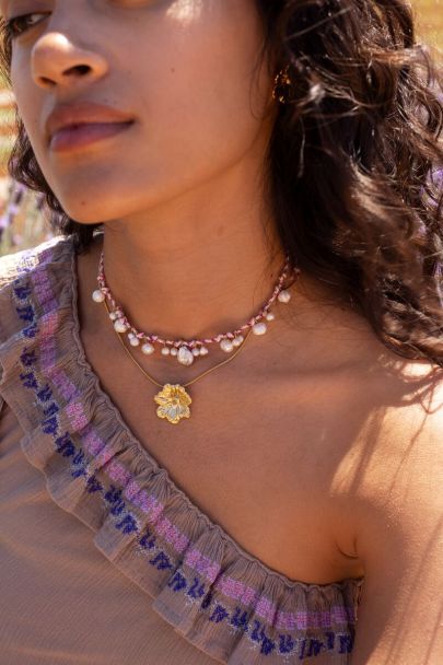 Island collier cordon violet avec perles