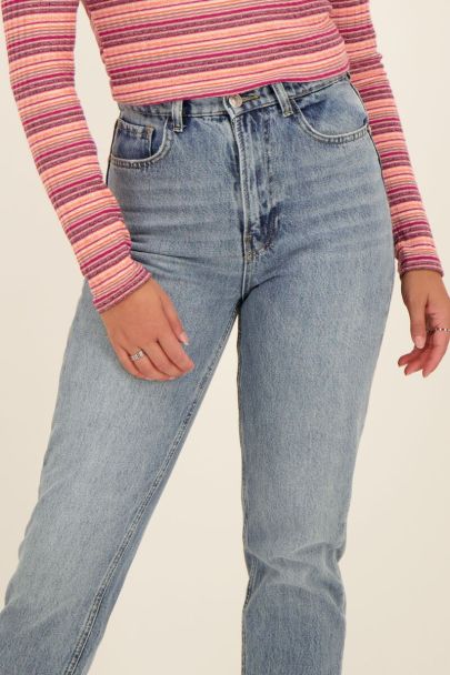 Jeans clair avec fente