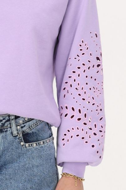 Lilac sweater with embroidery details
