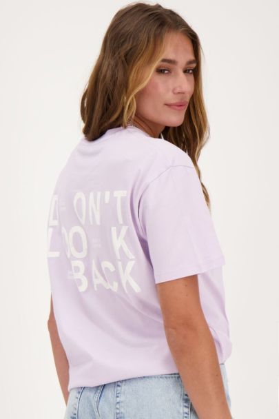 Lila T-shirt don't look back