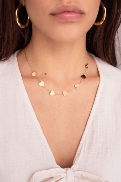 Minimalist necklace with hearts