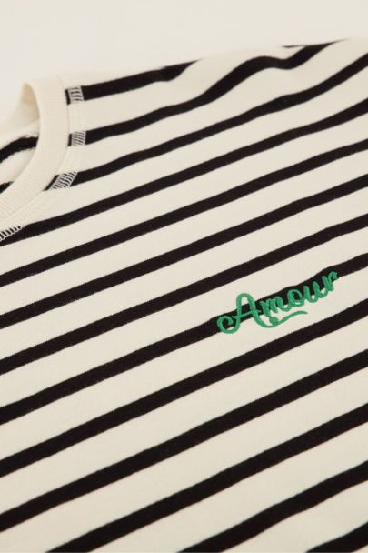 Zwart gestreepte top met amour embroidery