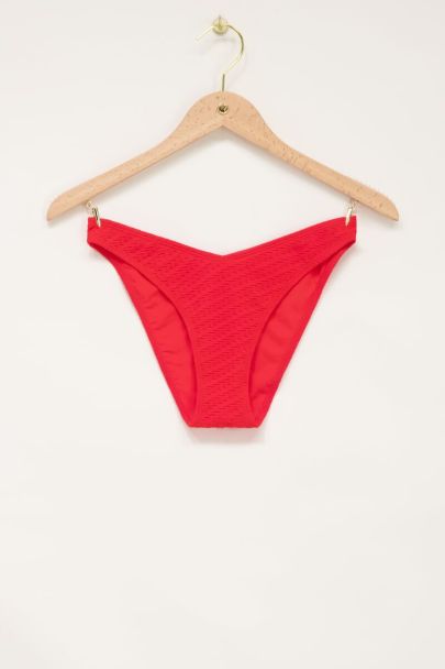 Red ribbed v-shape bikini bottoms