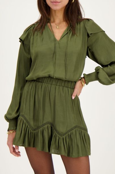 Green satin-look skirt with ruffles