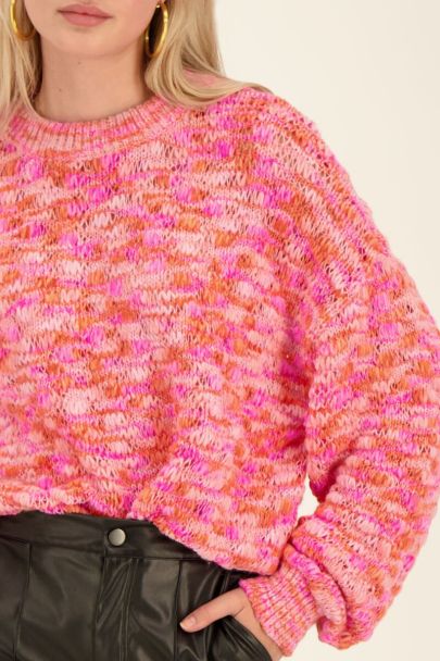 Pull oversize en maille rose et orange