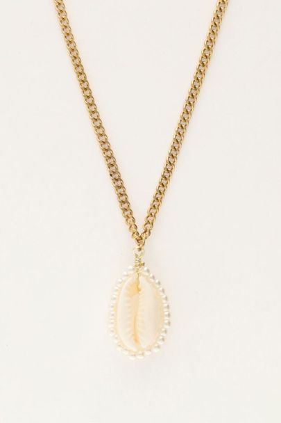 Necklace with seashell and pearls | My Jewellery