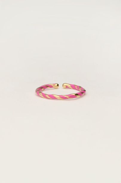 Twisted ring with pink