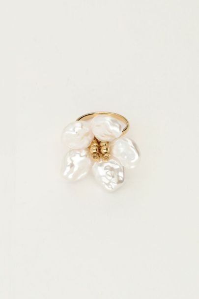 Island ring with large pearl flower | My Jewellery