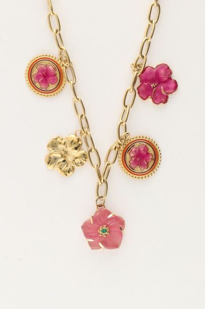 Island necklace with 5 flower charms