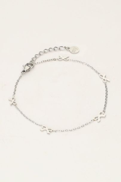 Bracelet minimaliste avec mini nœuds