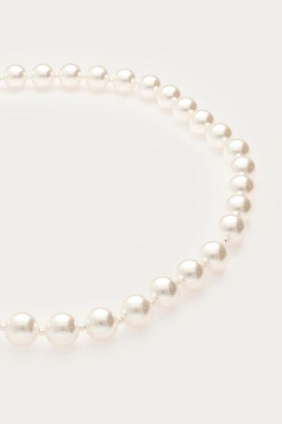 Collier avec perles fantaisie