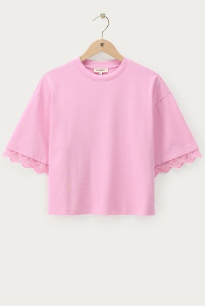 Pink boxy T-shirt with lace sleeves