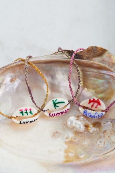 Bracelet with summer painting on shell
