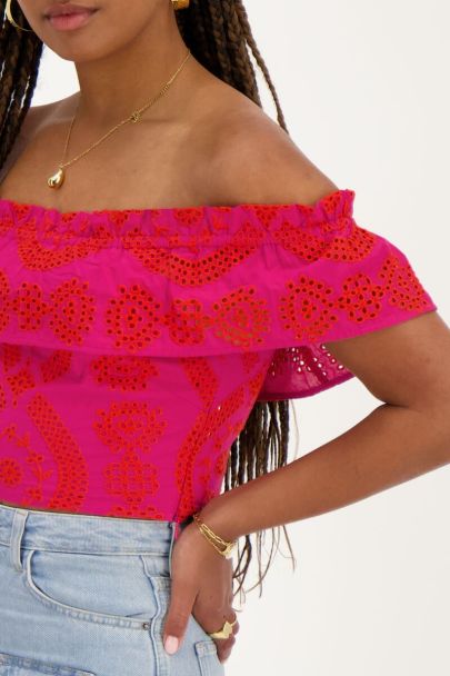 Pink cropped top with contrasting embroidery
