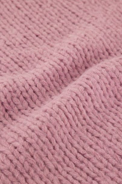 Pink oversized chunky knit sweater