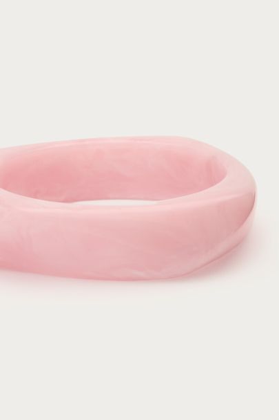 Bracelet jonc en résine rose clair