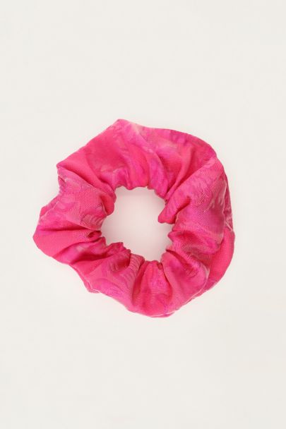 Pink scrunchie with jacquard