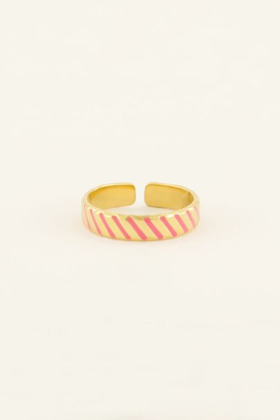 Roze ring met strepen