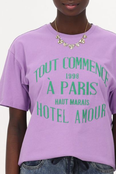 Fliederfarbenes T-Shirt "Hotel Amour"