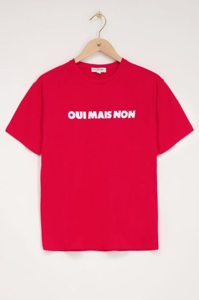 Rotes T-shirt "Oui mais non"